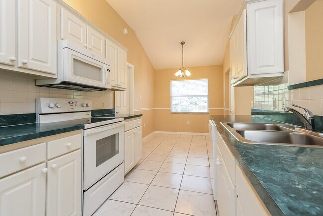 Foto del edificio - 5009 25th St E