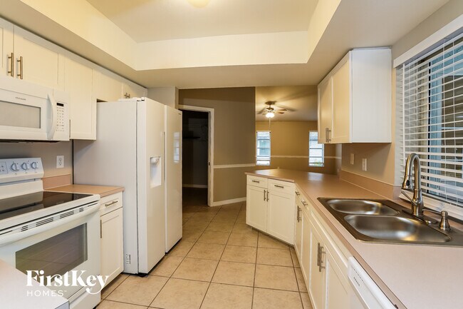 Foto del edificio - 1108 SW 22nd Terrace