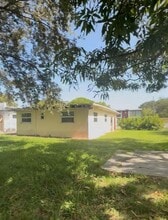 Building Photo - 1545 NE 128th St