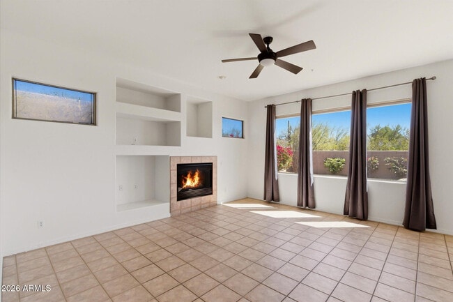 Building Photo - 9331 E Mark Ln