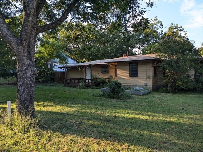 Backyard - 1500 Sherman St