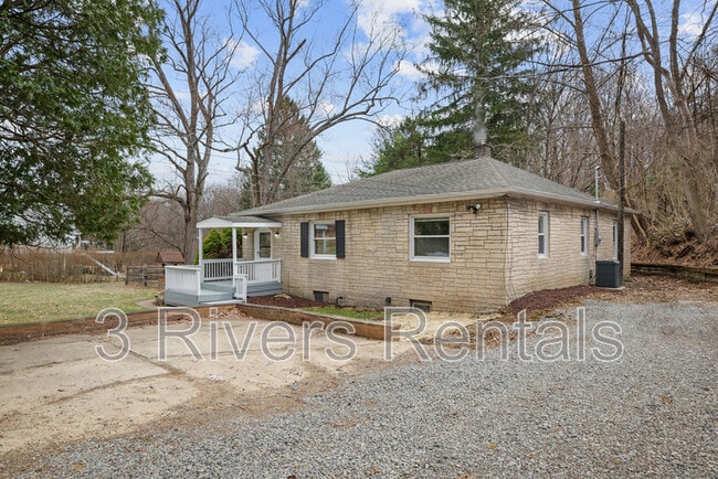 Photo - 600 Camp Meeting Rd House