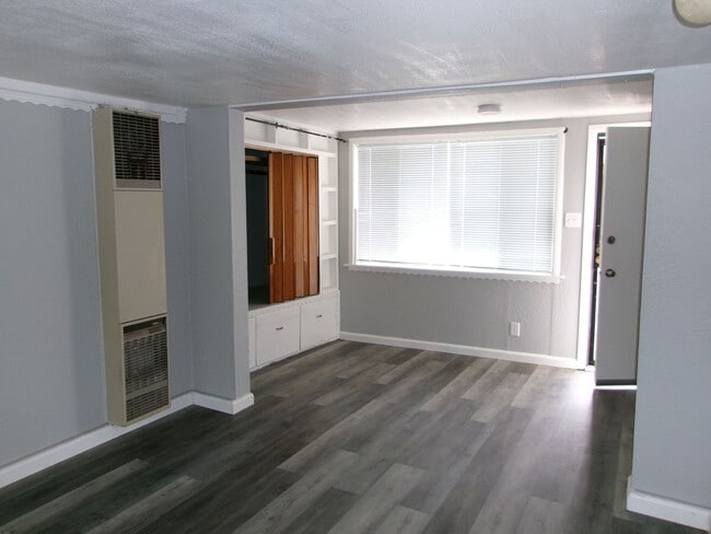 Foto del edificio - 2 Bedroom, 1-1/2 Bath