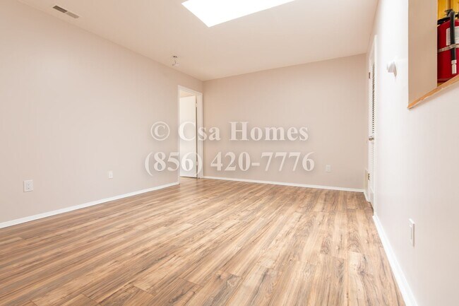 Foto del edificio - 12 N Black Horse Pike