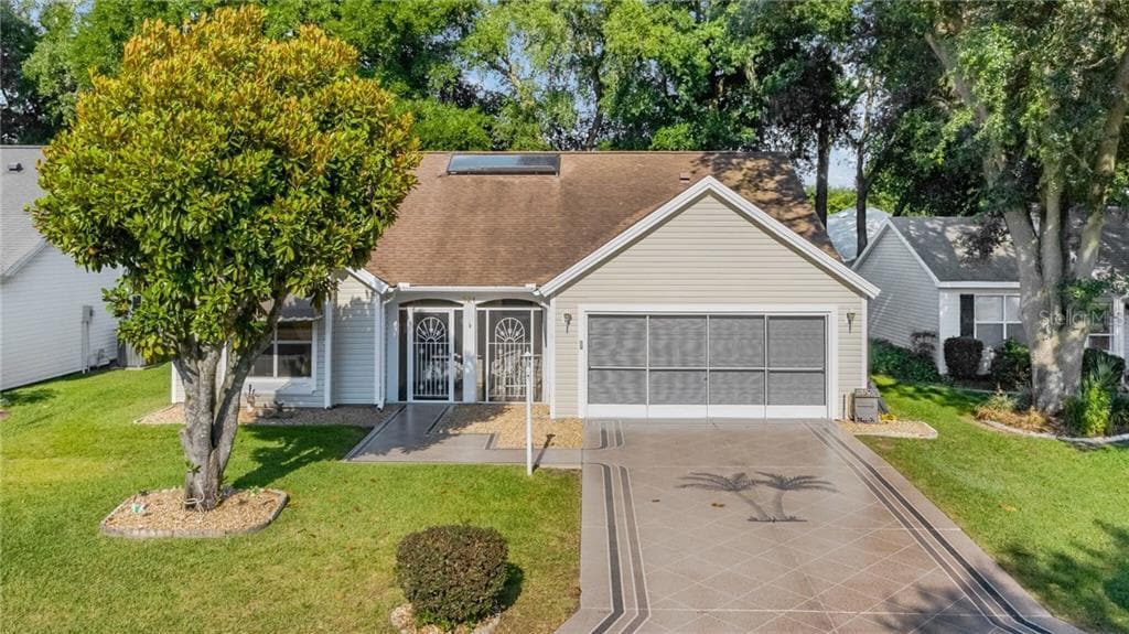Primary Photo - 321 Chula Vista Ave