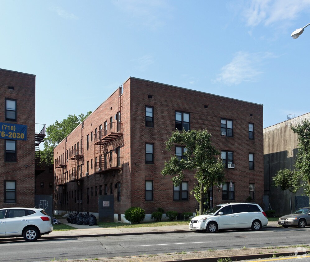 193-20 Jamaica, ¡alejado - 193-20 Jamaica Ave