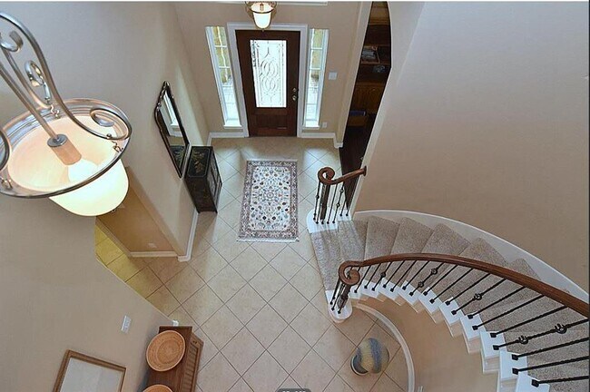 Building Photo - 988 Catania Ln