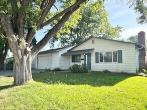 Building Photo - 860 Inyo St