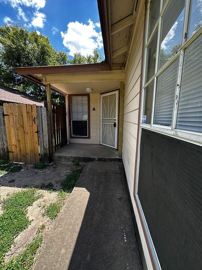 Building Photo - GCC Properties I LP Management Acct3 (1145...