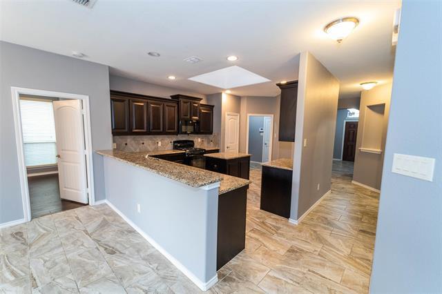 Building Photo - 6811 Elderberry Dr