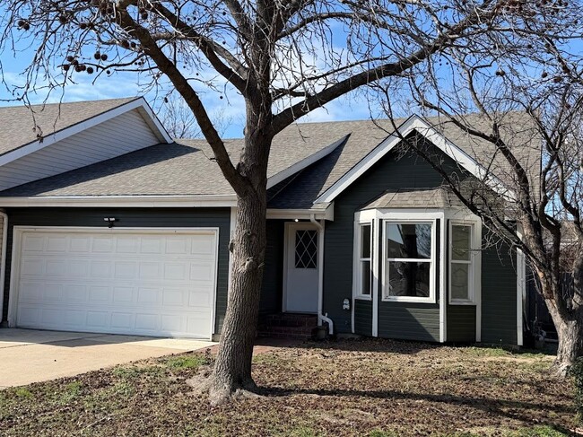 Building Photo - 9802 E Boston Cir