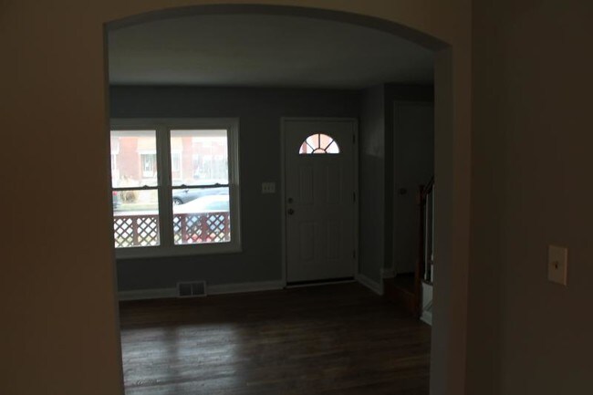 Building Photo - 8051 Wallace Rd