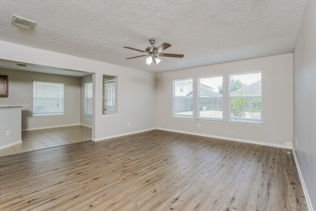 Building Photo - 21719 Texian Ct