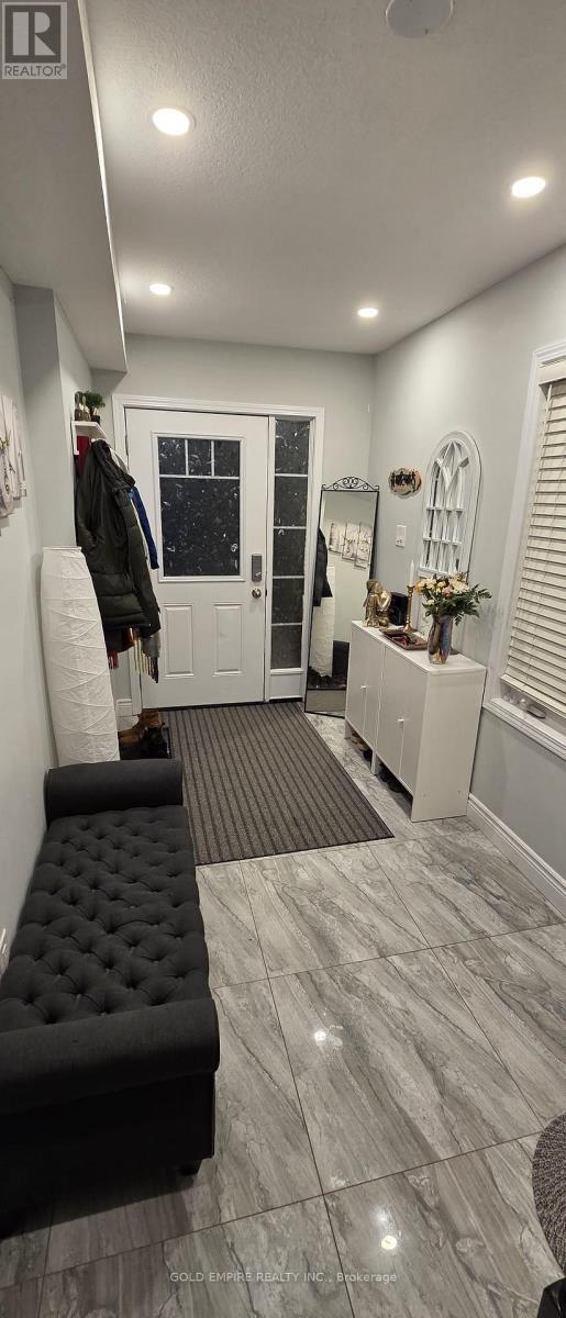 Building Photo - 750 Lawrence St