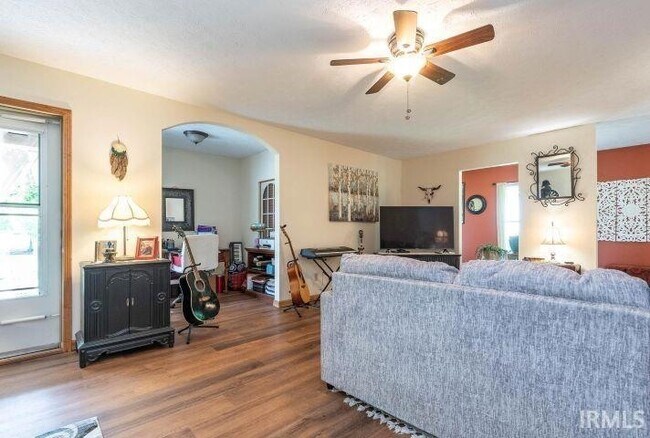 Foto del edificio - 1106 W Countryside Ln