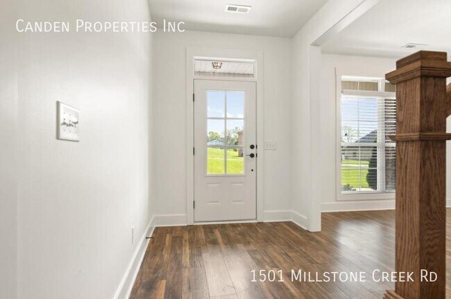 Foto del edificio - 1501 Millstone Creek Rd