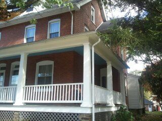 Primary Photo - 111 E 6th St
