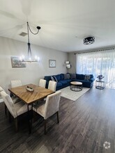 Building Photo - 831 Hampton Cir