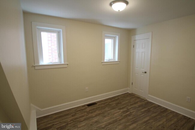 Building Photo - 311 Spring Mill Ave
