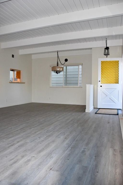 Foto del edificio - 303 Larkspur Ave