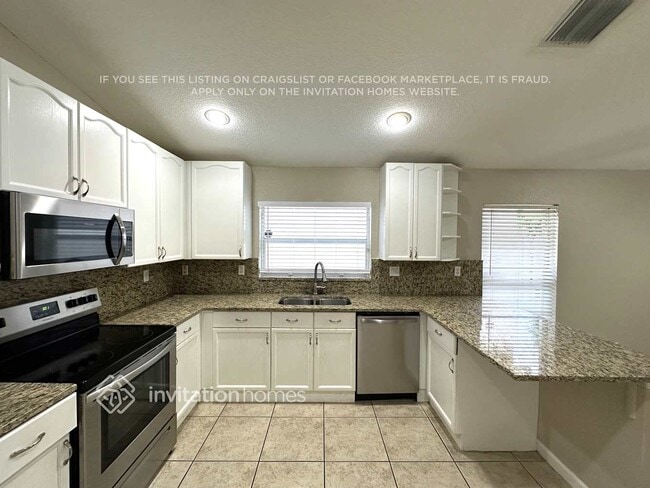 Building Photo - 4137 Onega Cir