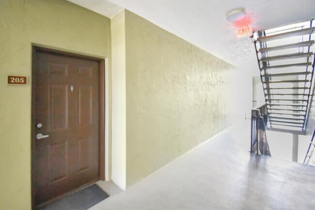 Foto del edificio - 2005 Mariposa Vista Ln