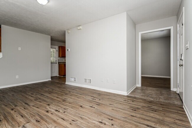 Foto del edificio - 2744 Sanibel Ln SE