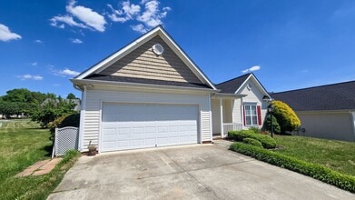Building Photo - 4001 Parkview Ct