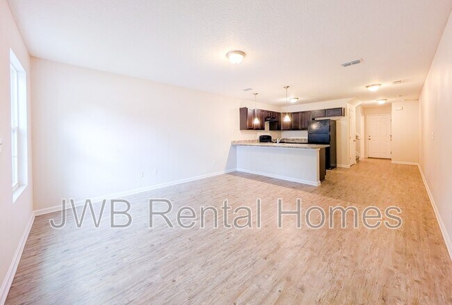 Building Photo - 8441 McGirts Village Ln