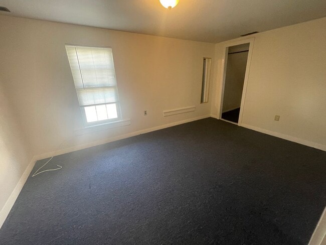Building Photo - 12-14 E Hoosac Street