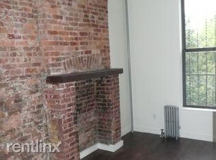 Building Photo - 320 Tompkins Ave
