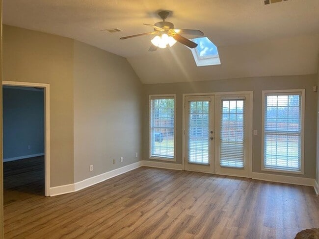 Foto del edificio - 3/2 For Rent in Red Oak in Germantown School District!!