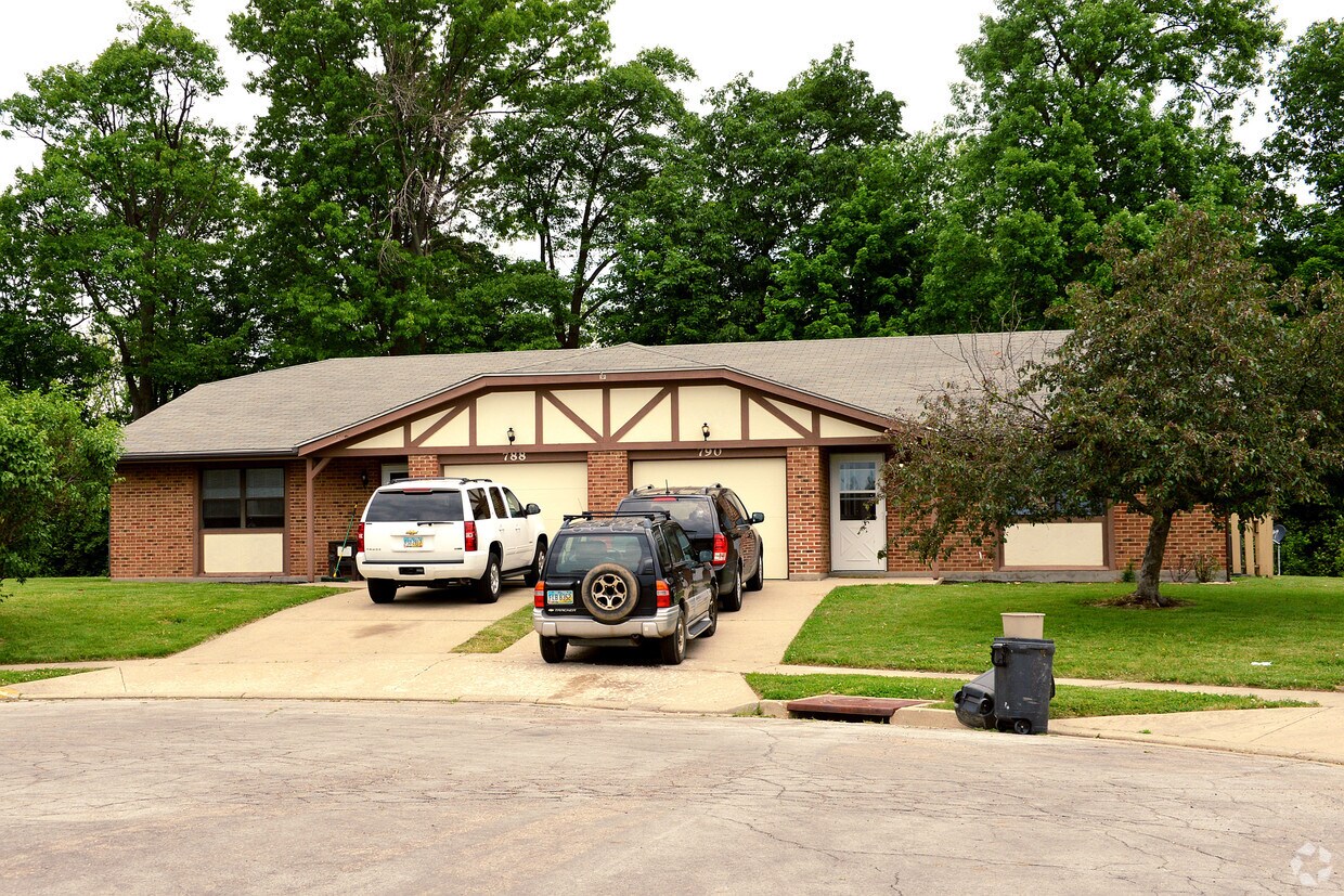 610 Larch St, Tipp City, OH 45371 Apartments in Tipp City, OH