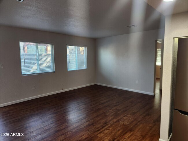 Foto del edificio - 918 E Garfield St