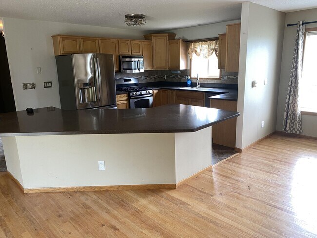 Foto del edificio - 2910 Otis Rd SE