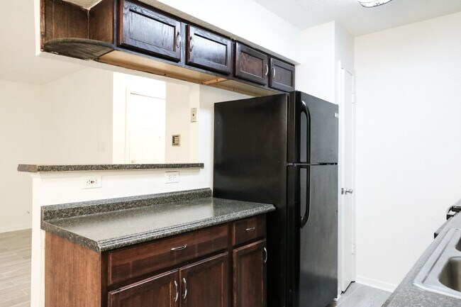 Foto del edificio - 2750 Holly Hall St