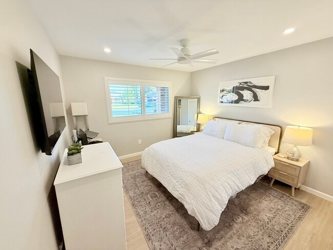 Foto del edificio - 8000 Westlorne Ct