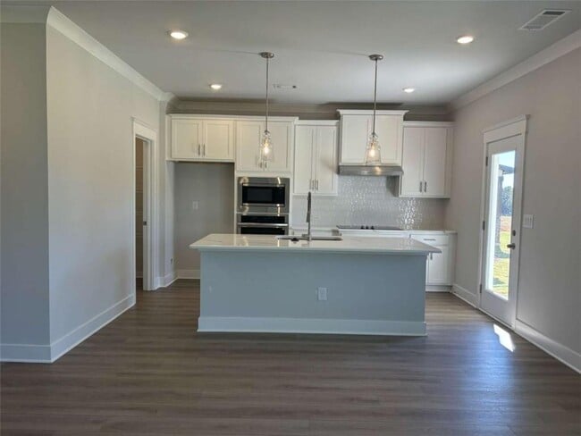 Building Photo - 141 Wingate Dr