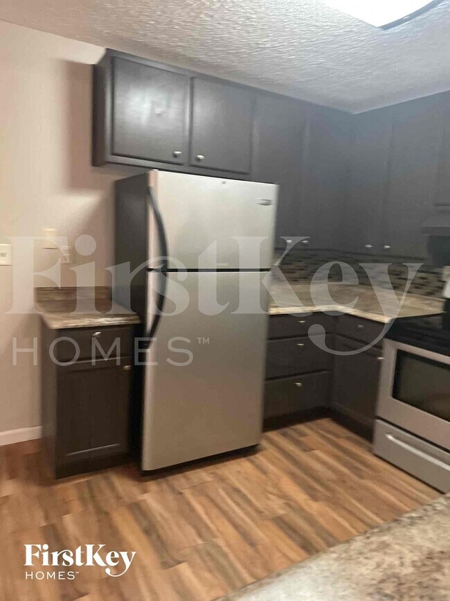 Foto del edificio - 1726 Hidden Acres Dr SW