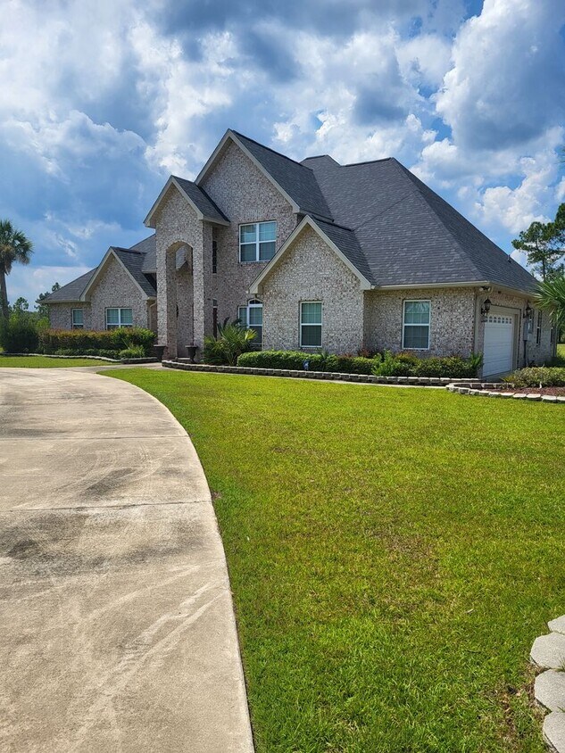 Foto del edificio - 400 Wildernest Rd NE