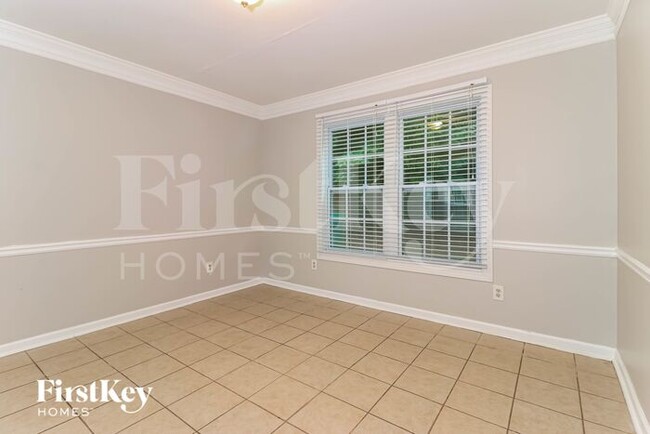 Foto del edificio - 531 Fortune Ridge Rd
