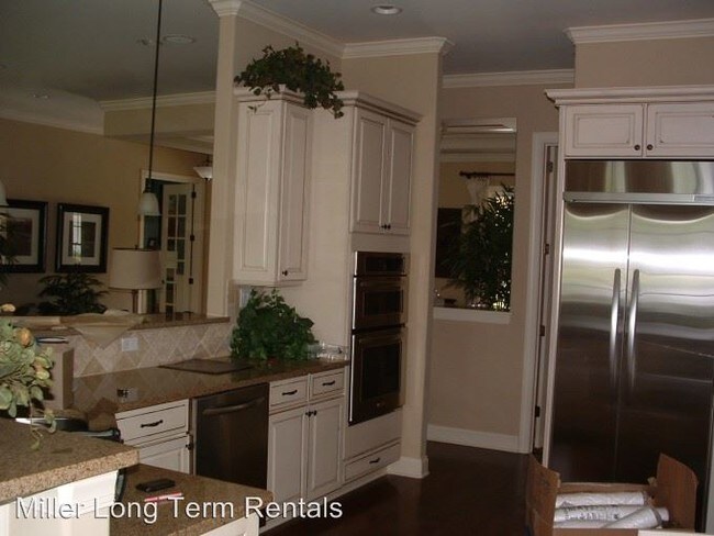 Building Photo - 3 br, 2 bath House - 228 Cypress Court