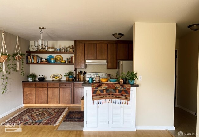 Building Photo - 965 Shorepoint Ct