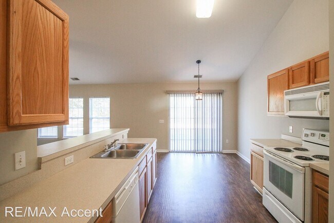 Building Photo - 3 br, 2 bath House - 33 Hamilton Grove
