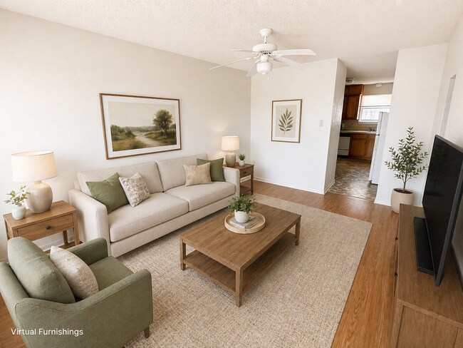 Foto del edificio - AVAILABLE NOW; APPLY AT OUR WEBSITE