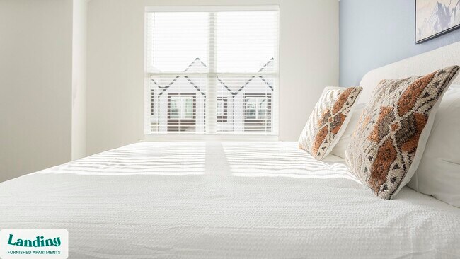 Foto del edificio - 3401 Redbud Ln