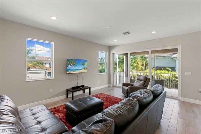 Foto del edificio - 2281 Priory Ln