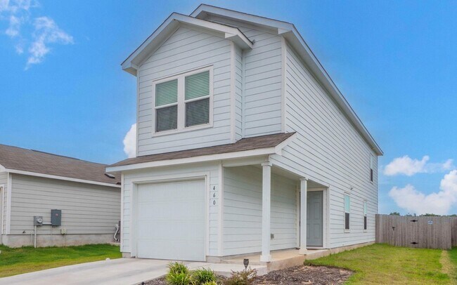 Foto del edificio - 460 Marty Allen Lp