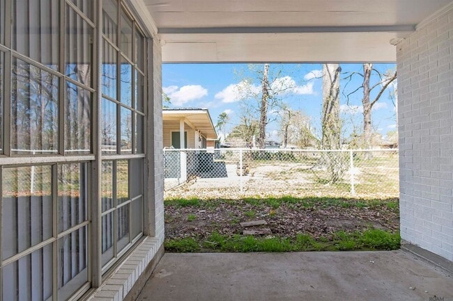 Foto del edificio - 1455 Marilyn Dr