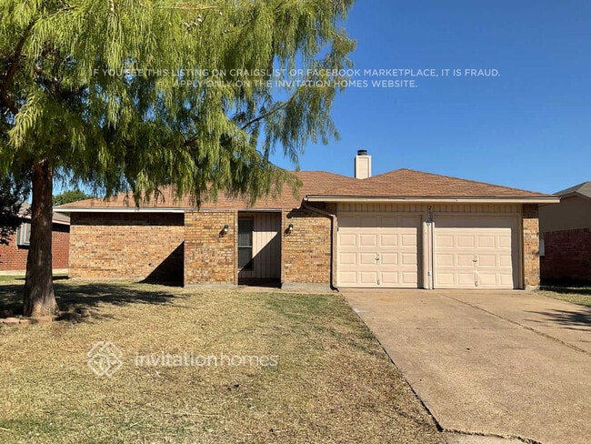 Building Photo - 2650 Fairmont Dr